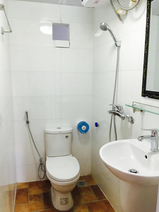 Awa Downtown Hostel Hanoi Eksteriør billede