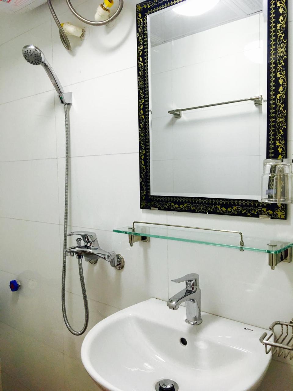 Awa Downtown Hostel Hanoi Eksteriør billede
